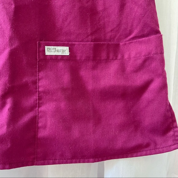 Grey’s Anatomy • Modern Fit Mock Wrap Scrub Top - Picture 8 of 14